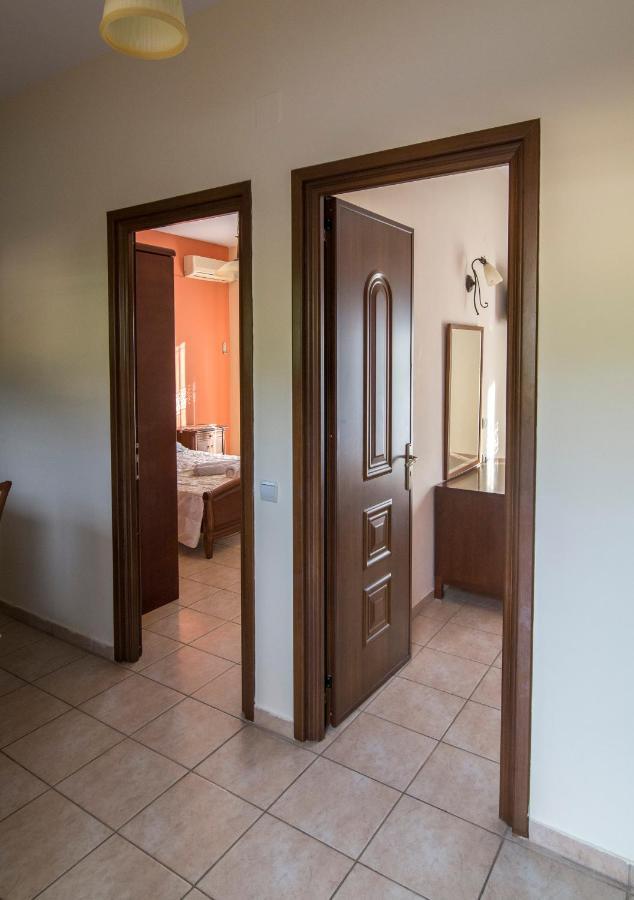 Dimas V House Aparthotel Парга Екстериор снимка
