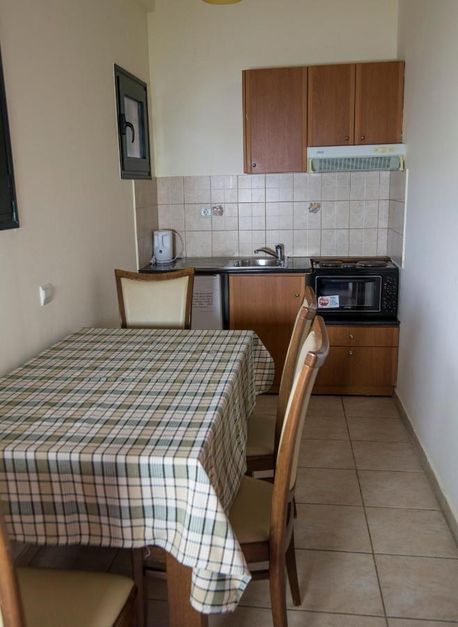 Dimas V House Aparthotel Парга Екстериор снимка