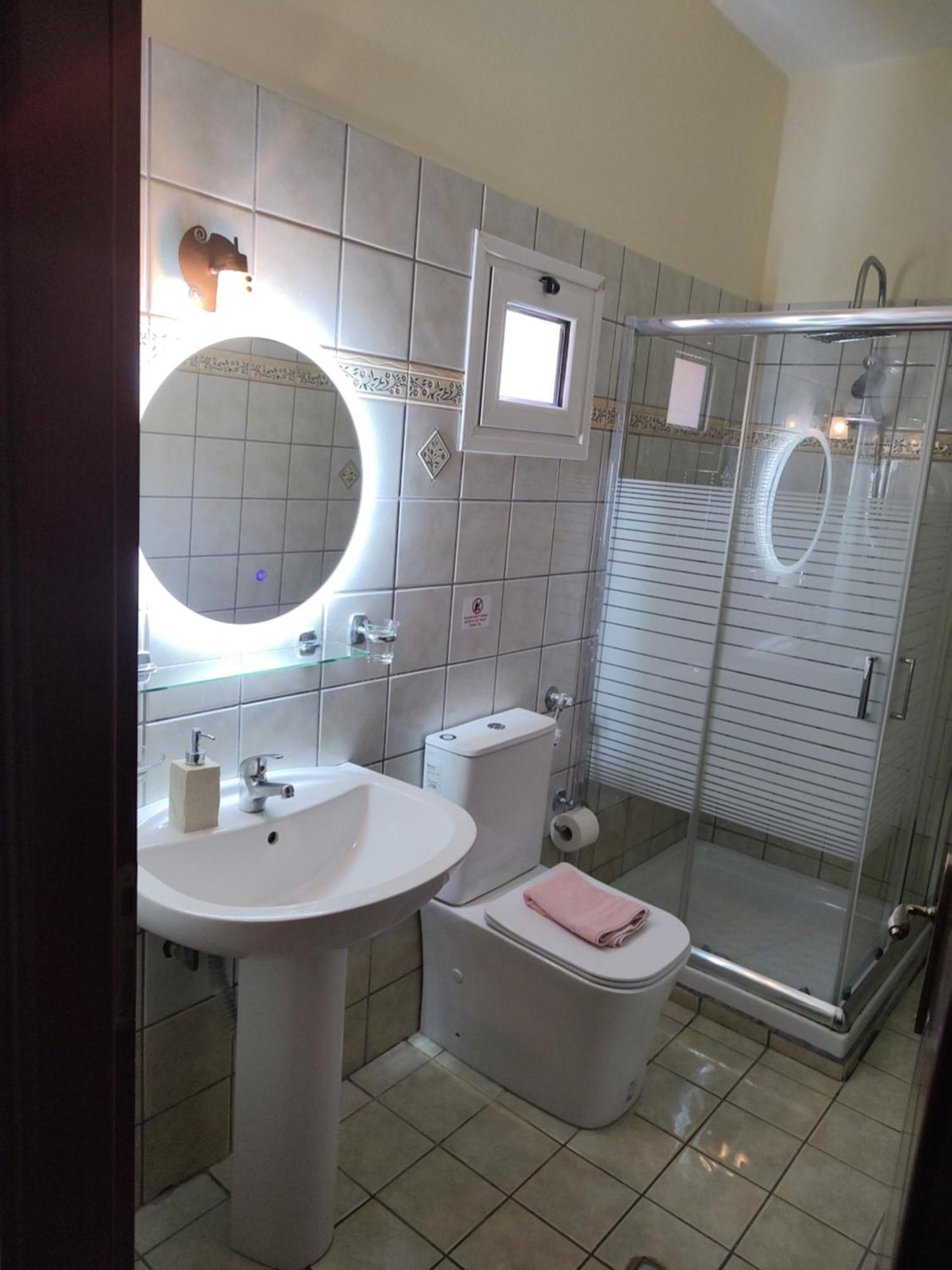 Dimas V House Aparthotel Парга Екстериор снимка
