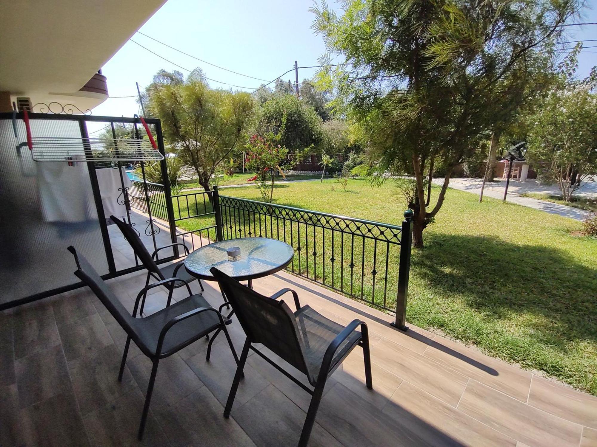 Dimas V House Aparthotel Парга Екстериор снимка